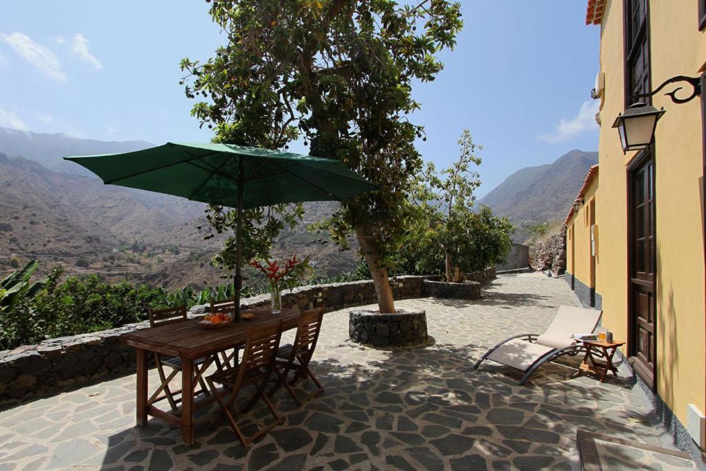Casa Rural Los Aromos - Wunderschones Landhaus Mit Meerblick Hermigua Esterno foto
